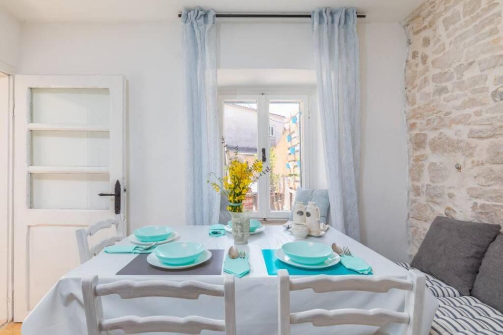 Casa Di Pietra Matelici Villa Divsici ภายนอก รูปภาพ
